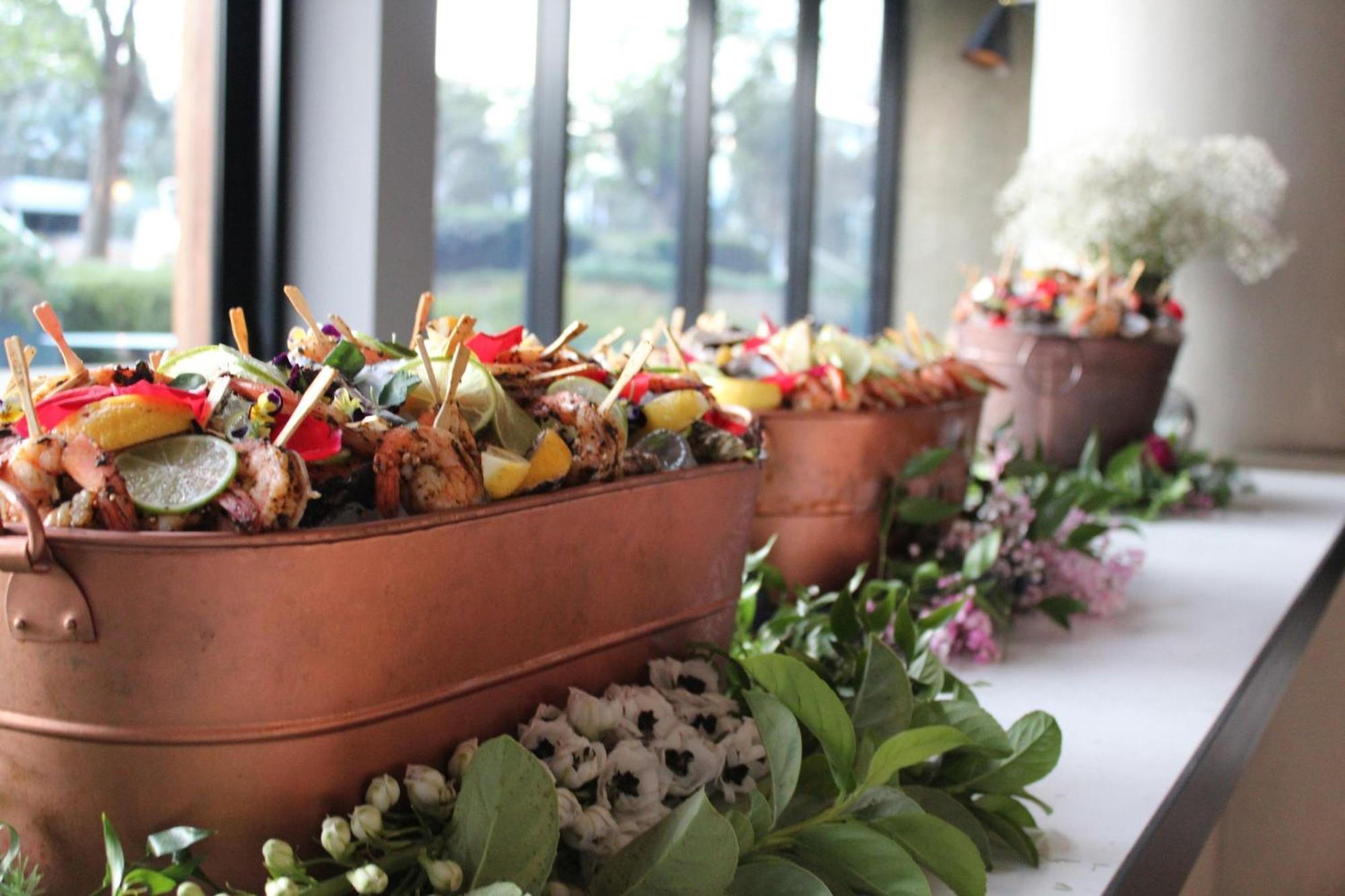 Midnight Hotel, Autograph Collection Канберра Екстер'єр фото A salad bar at a wedding reception